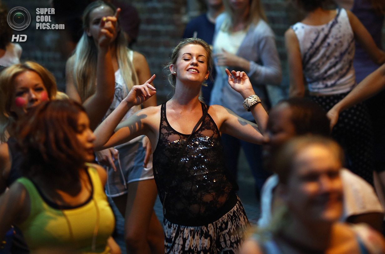 Утренняя вечеринка, перед работой, Лондон, Morning Glory, Rave Your Way into the Day!