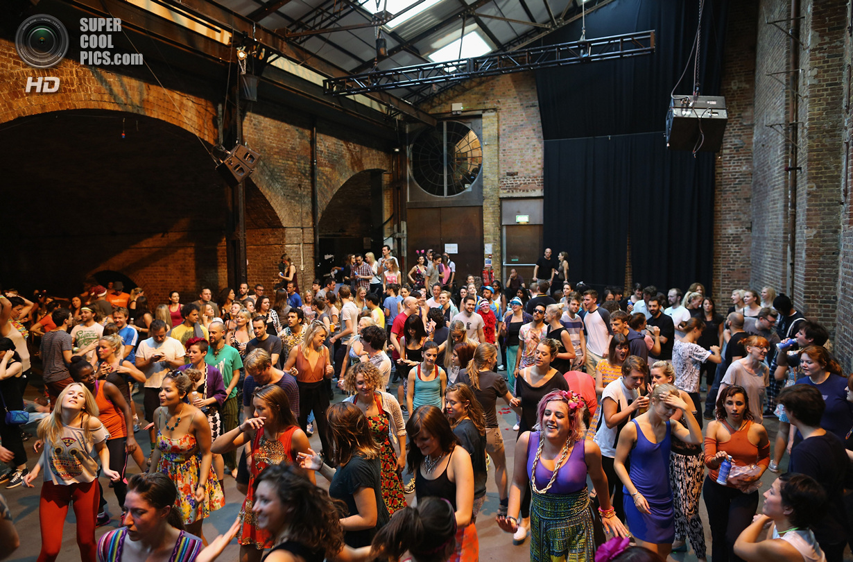 Утренняя вечеринка, перед работой, Лондон, Morning Glory, Rave Your Way into the Day!