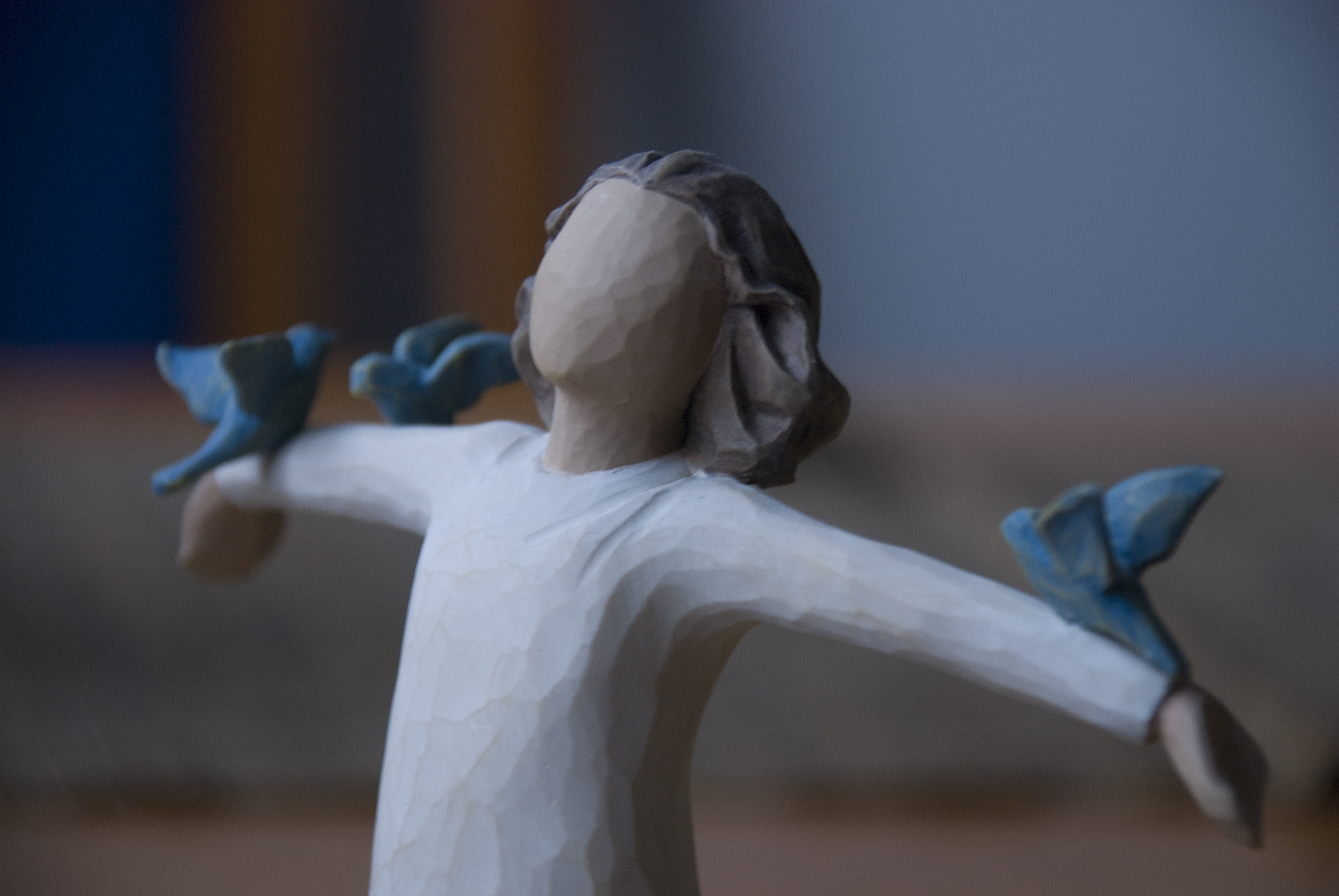 Счастливые скульптуры из дерева от Сьюзен Лорди Скульптуры, без лица, из дерева, Сьюзен Лорди, Susan Lordi