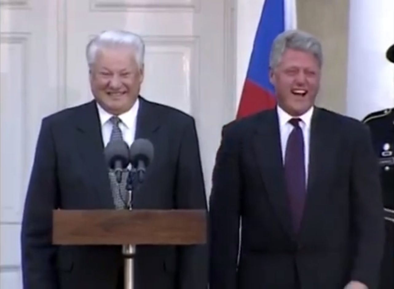 Самые смешные и нелепые оплошности политиков со всего мира Самые, смешные. нелепые, оплошности,косяки, ситуации, политиков, со всего мира