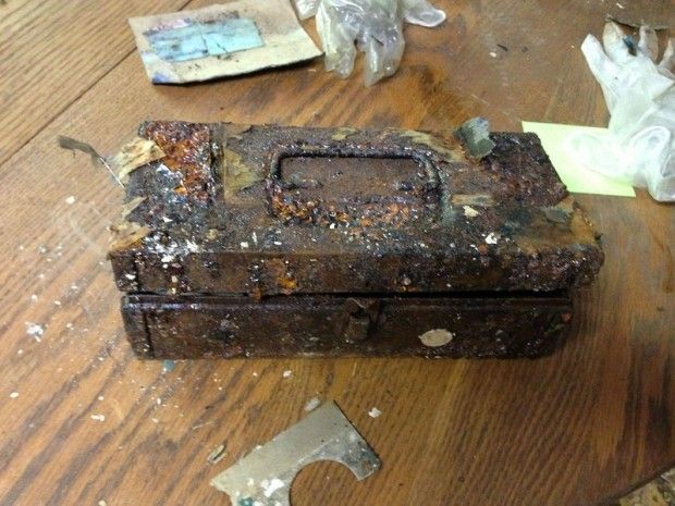 Найденное богатство в тайнике бабушки или счастливый внук внук, тайник бабушки, наследство, драгоценности