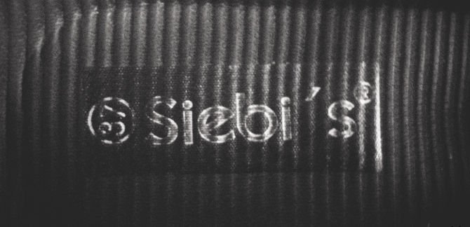 тапочки для тёщи, надпись на сланцах,прикол 
