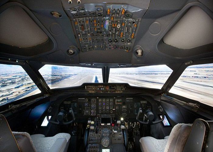 Шикарный дом, рачно, в Лас-Вегасе, за $48 млн ,с собственным аэропортом