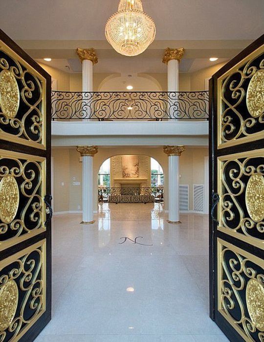 Шикарный дом, рачно, в Лас-Вегасе, за $48 млн ,с собственным аэропортом