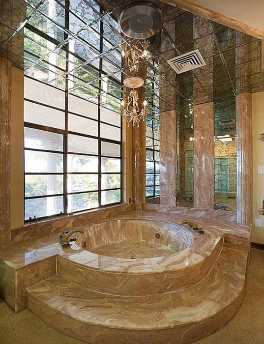 Шикарный дом, рачно, в Лас-Вегасе, за $48 млн ,с собственным аэропортом