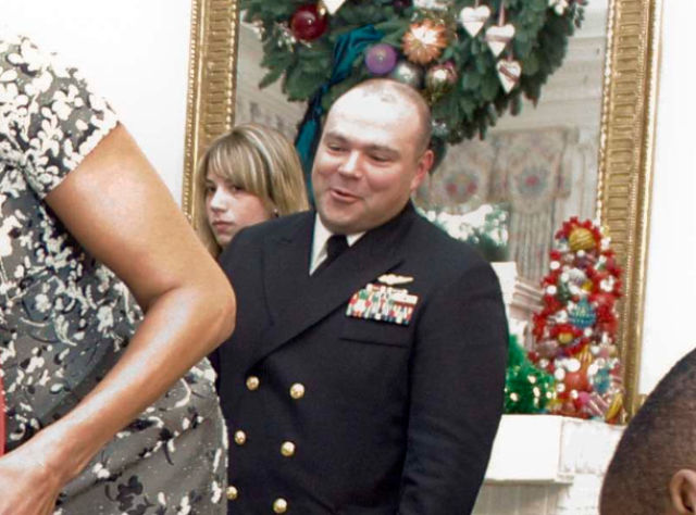 Собака, Мишель Обама, Санни,Sunny, прыгнул, на девочку, в Белом доме