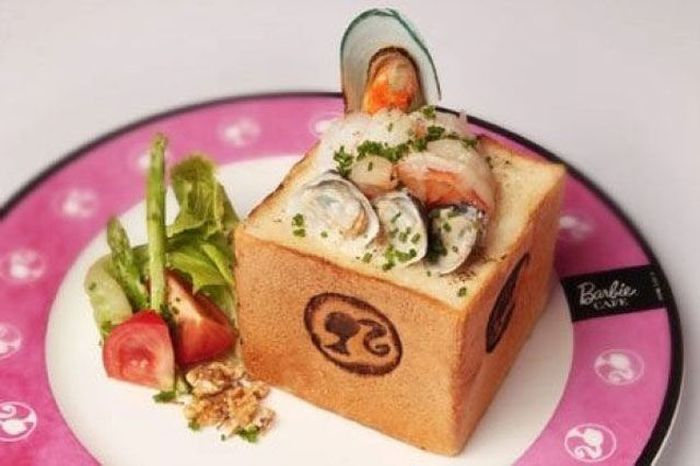 Ресторан для фанатов куклы Барби
