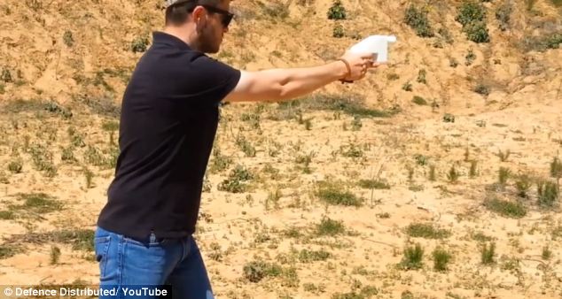 Чем могут быть опасны 3D принтеры Пистолет, 3d, принтер, gun, видео