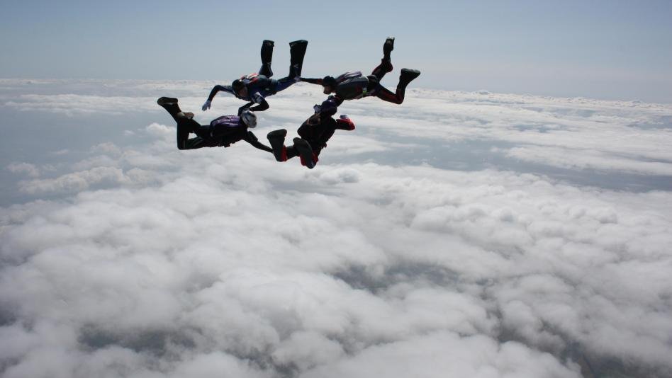 10 смельчаков-экстремалов погибших во время выполнения трюков экстремалы, погибшие во время трюков,погибшие экстремалы