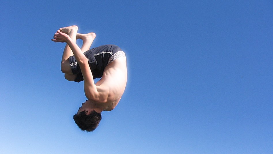 10 смельчаков-экстремалов погибших во время выполнения трюков экстремалы, погибшие во время трюков,погибшие экстремалы