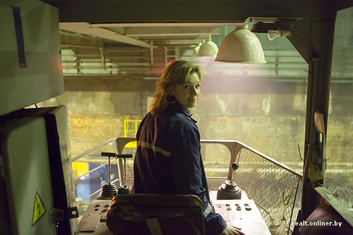 Есть ещё женщины в русских селеньях.. Крановщица Настя, девушка