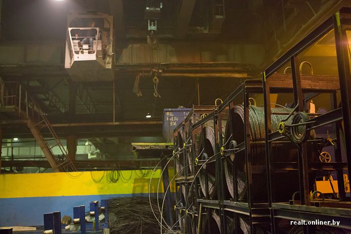 Есть ещё женщины в русских селеньях.. Крановщица Настя, девушка