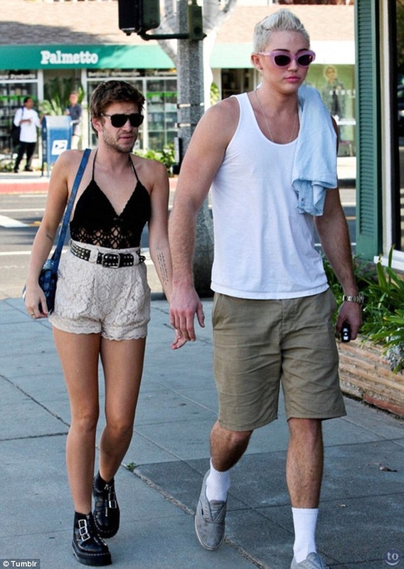 поменялись лицами, меняем лица местами, смешные звёзды