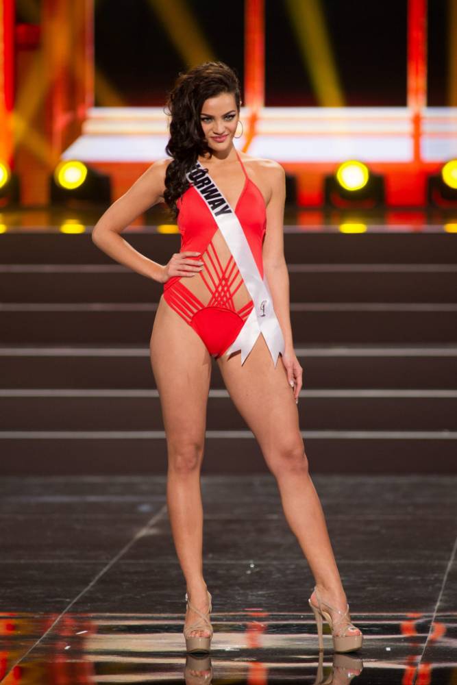Конкурс купальников с Конкурс купальников, Мисс вселенная, 2013