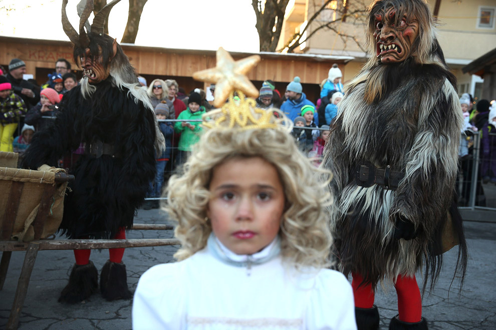 Крампус,антипод, противоположность, зловещий напарник, Святой Николай, Krampus