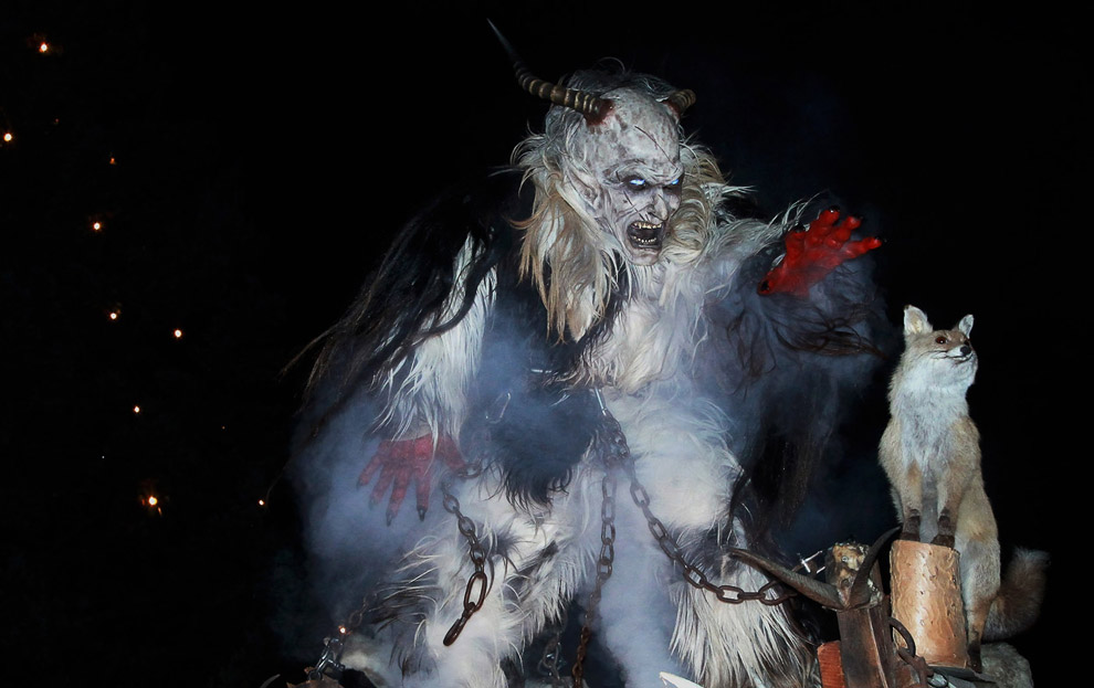 Крампус,антипод, противоположность, зловещий напарник, Святой Николай, Krampus