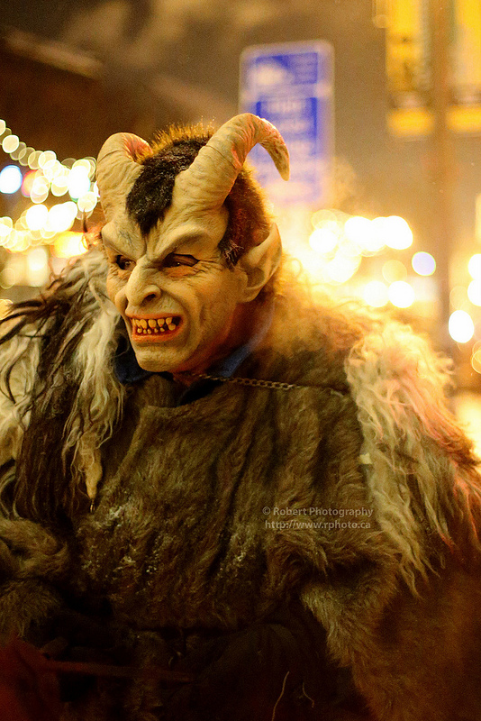 Крампус,антипод, противоположность, зловещий напарник, Святой Николай, Krampus