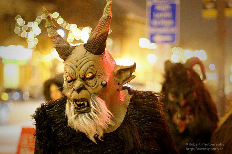 Крампус,антипод, противоположность, зловещий напарник, Святой Николай, Krampus