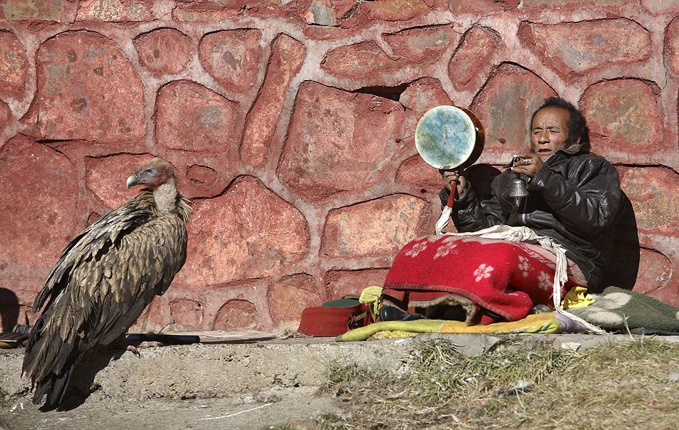 похороны,тибет, небесное погребение,ритуал