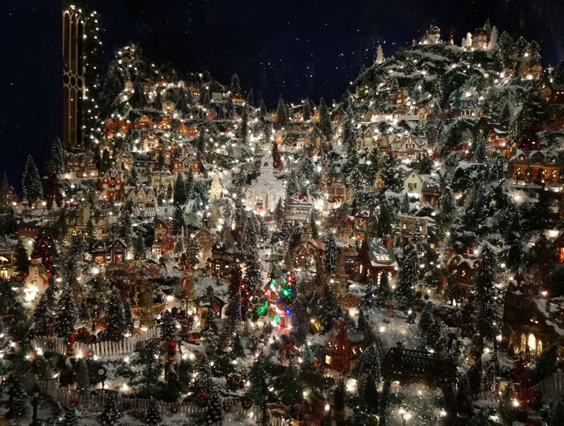 Сказочный, рождественский, маленький, городок, построенный, внутри комнаты, в доме