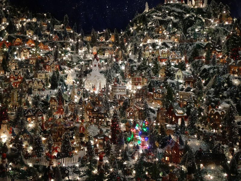 Сказочный, рождественский, маленький, городок, построенный, внутри комнаты, в доме