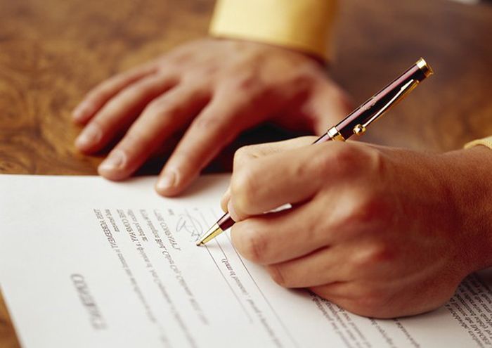 Мужчина, обманул банк, мелкий шрифт, кредитные карты, Тиньков, банк, Тинькофф