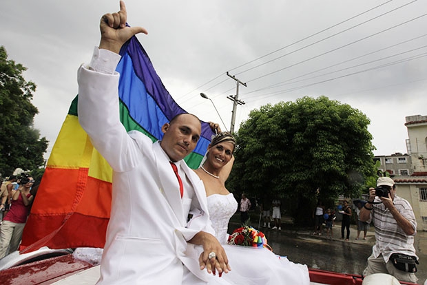 Самые необычные подарки, которые получили главы государств Самые, необычные, подарки, получили, главы государств, президенты, Путин, Бали, АТЭС, видео