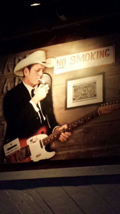 Смешные фото, люди нарушают, запреты,законы, делают что хотят