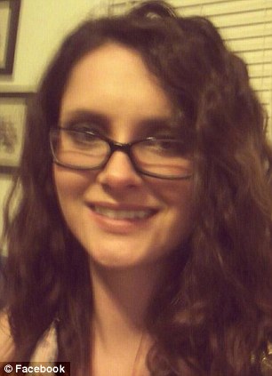 Мэтью Уэббом,Matthew Webb,перепутал, Обри Майо,Aubrey Mayo,с оленем, охотиться, выстрелил, в ногу