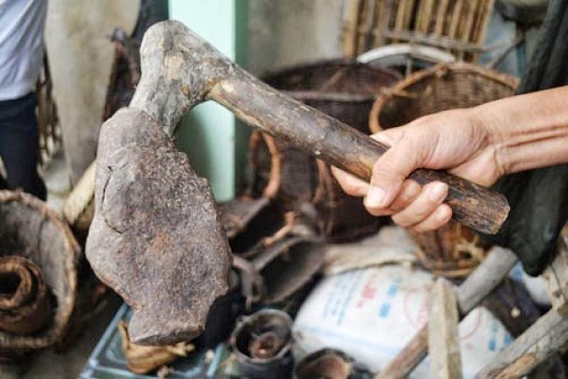 Во Вьетнаме нашли отца и сына скрывавшихся в джунглях 40 лет 40 лет в джунглях Вьетнама, отец и сын,мужчины,истории