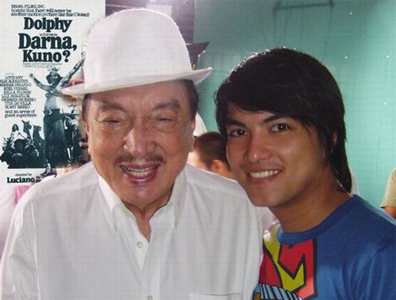 Филиппинец Герберт Чавес потратил 16 лет чтобы стать Суперменом Филиппинец Герберт Чавес,Супермен, 13 операций