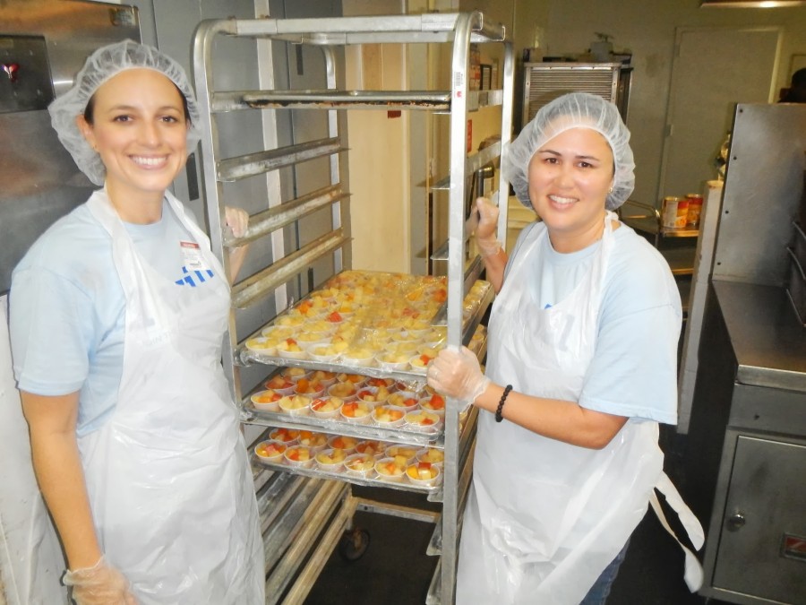 Как кормят в американском приюте для бездомных Как кормят, американский приют, для бездомных