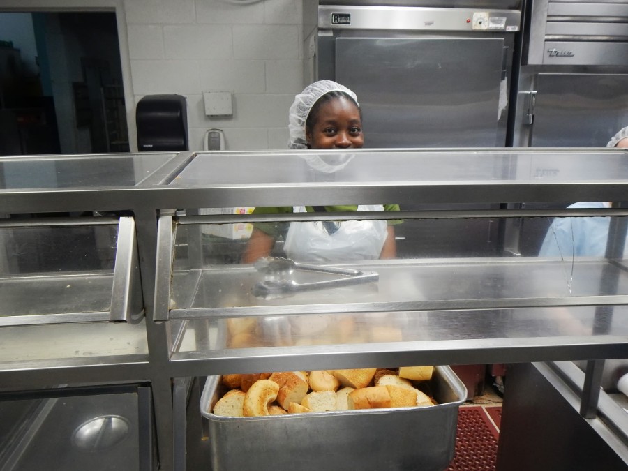 Как кормят в американском приюте для бездомных Как кормят, американский приют, для бездомных