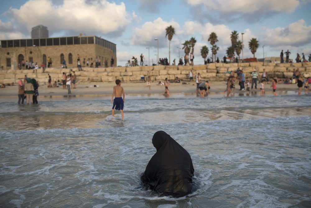 Палестинские женщины, на пляже, Израиль, Ид аль-Фитр, Тель-Авив, окончание, Рамадан