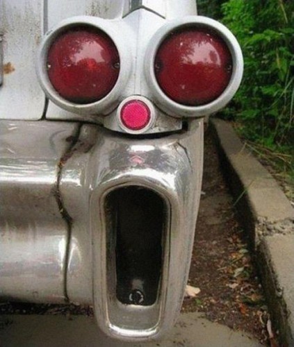 лица повсюду, олицетворённые предметы