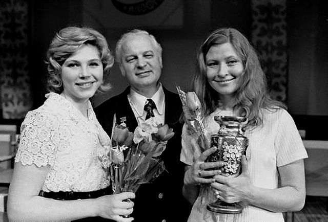 Редкие ретро-фотографии всем нам знакомых звезд Ретро, фотографии, российских, звезд, Пугачева, Абдулов, Караченцев