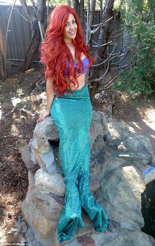 Девушка, любит, переодеваться, в костюмы, перевоплощение, theme me