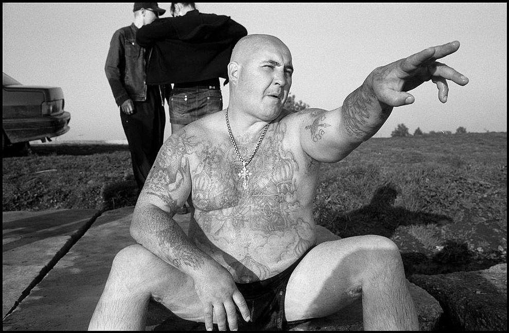 Пикни,к с Сергеем, уголовники,бандиты,  Брюс Гилден