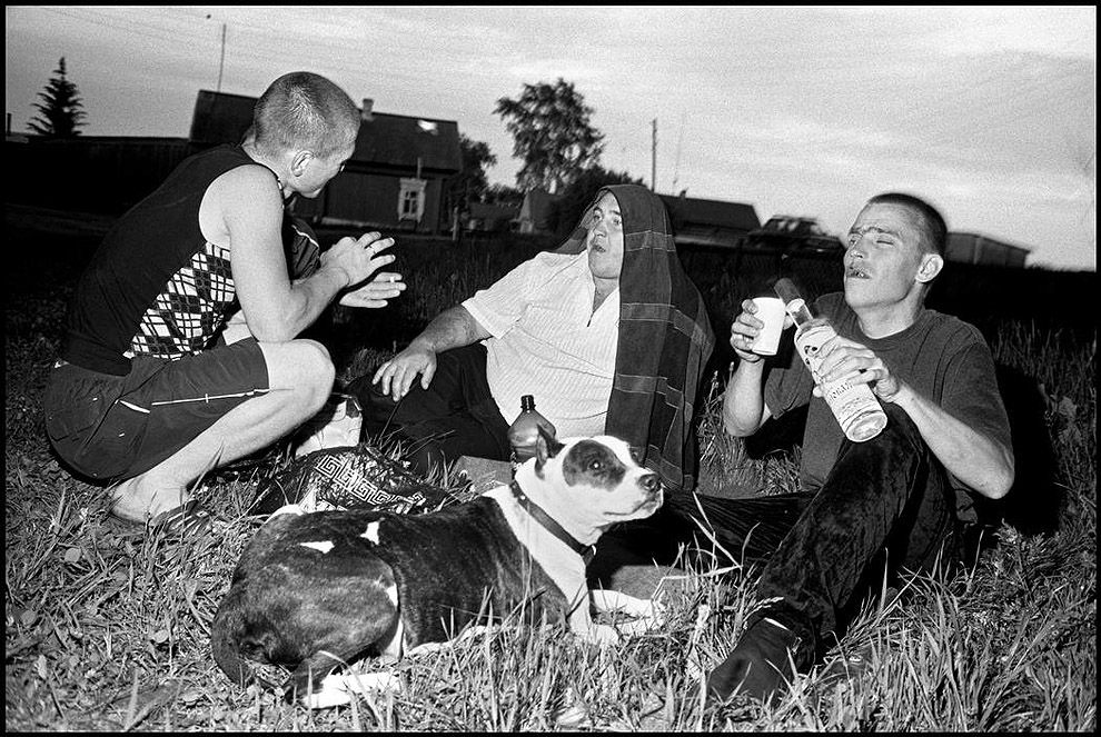 Пикни,к с Сергеем, уголовники,бандиты,  Брюс Гилден