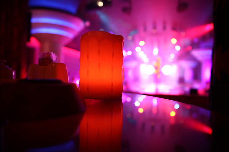 Секретная жизнь стриптиз-клуба изнутри