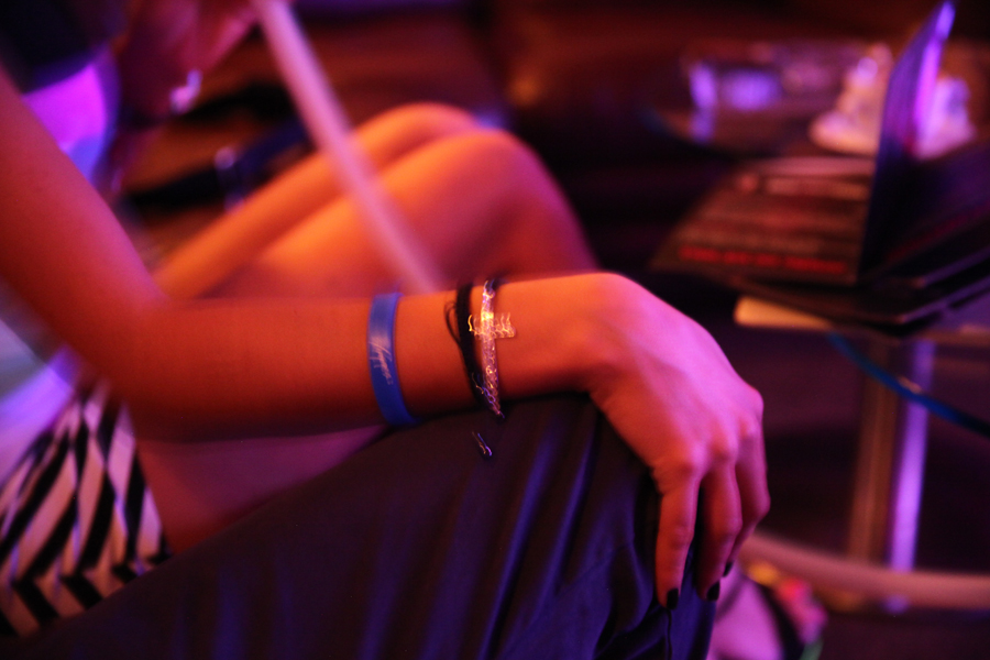 Секретная жизнь стриптиз-клуба изнутри