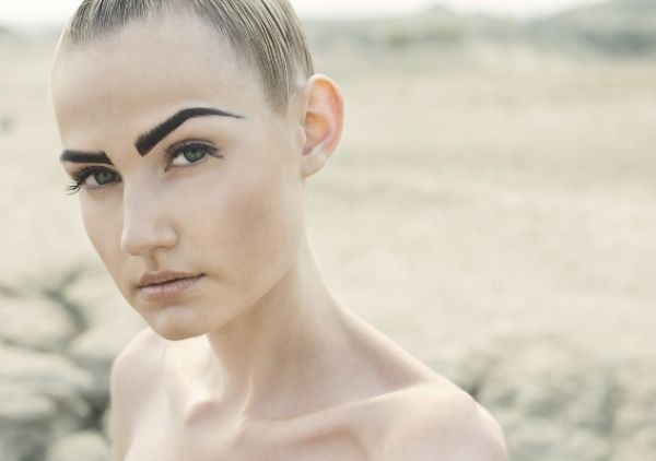 жуткие страшные брови