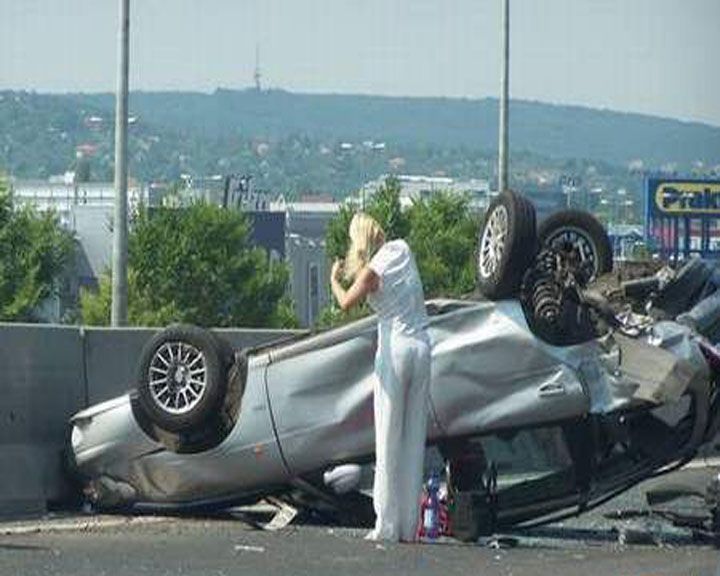 женщина за рулём