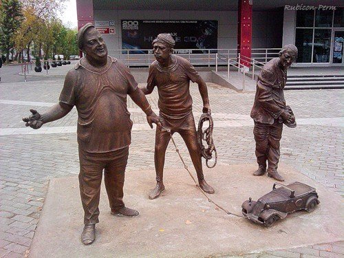 памятники актёрам, киногероям, кино