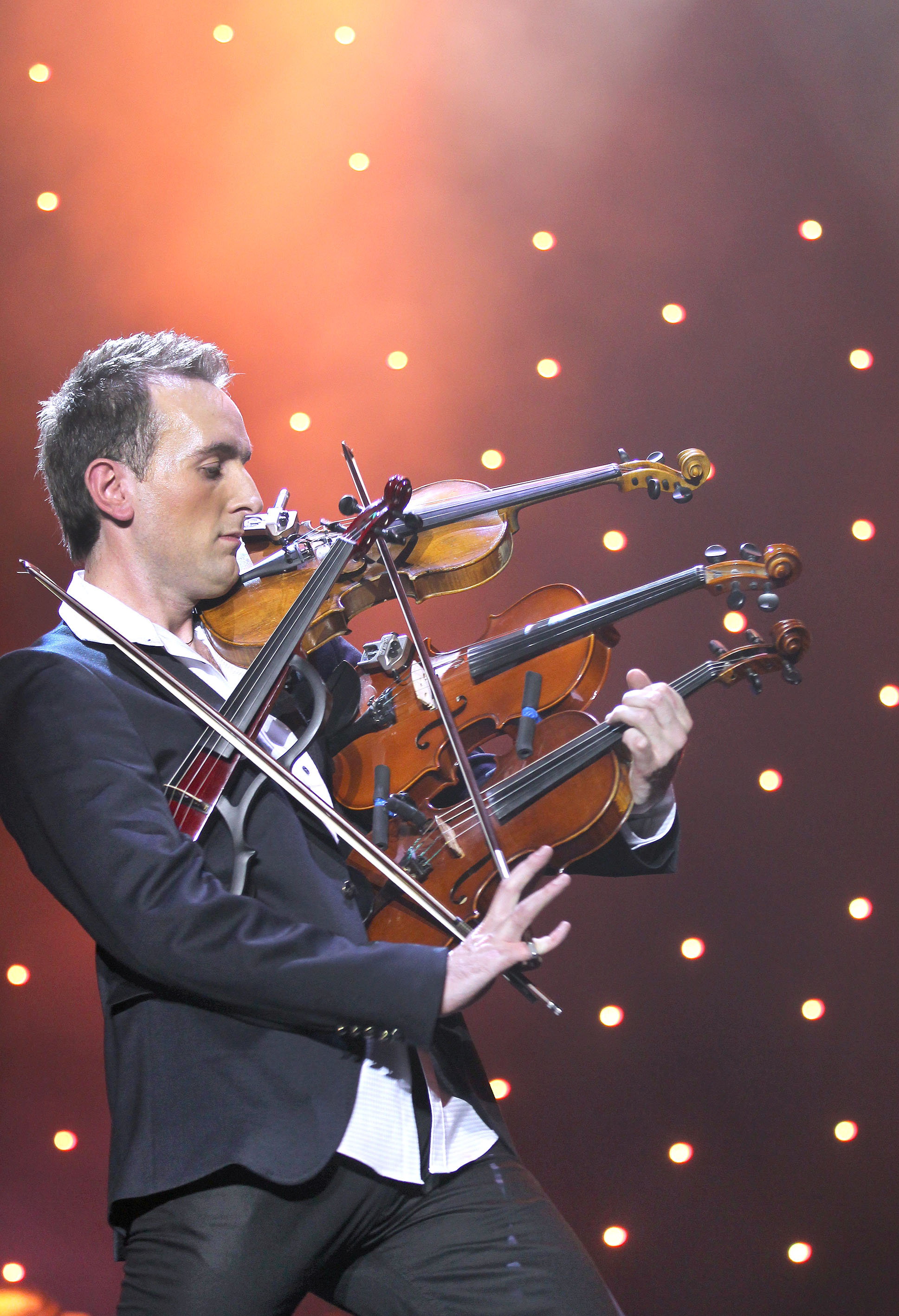 Книга странных рекордов Гиннеса cтранные, дурацкие, необычные, рекорды, Гиннеса, бег, на четвереньках, Кеничи Ито,Kenichi Ito