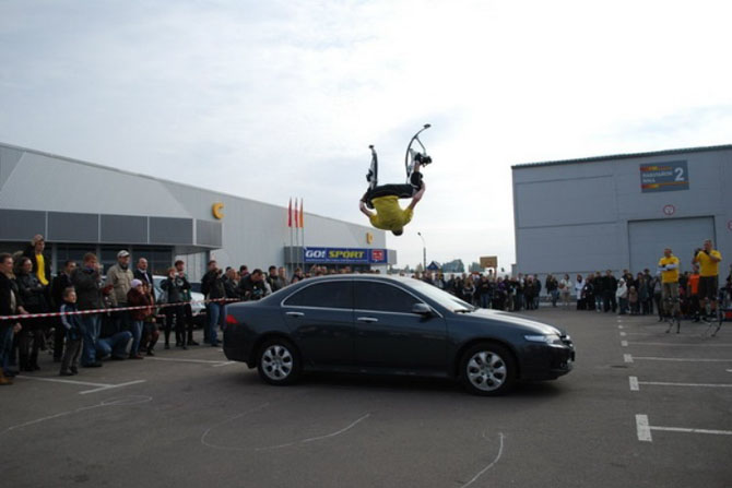 экстремальные способы, отдохнуть в городе, руфинг, роуп джампинг, Джоли джампинг