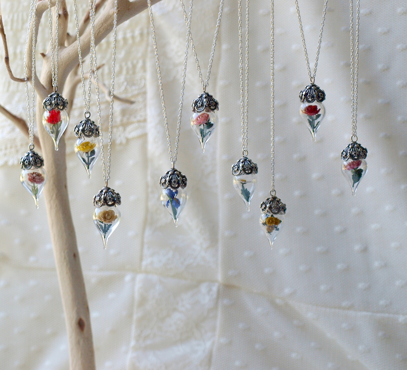 Украшения, природой внутри, Май МакКеми, Mai McKemy, лес, пейзажи, художница