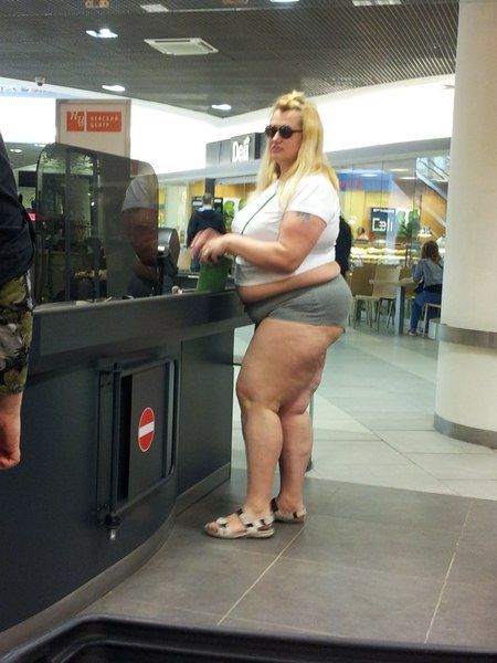 Американская мода в России люди в супермаркете, питер, невский центр, целлюлит