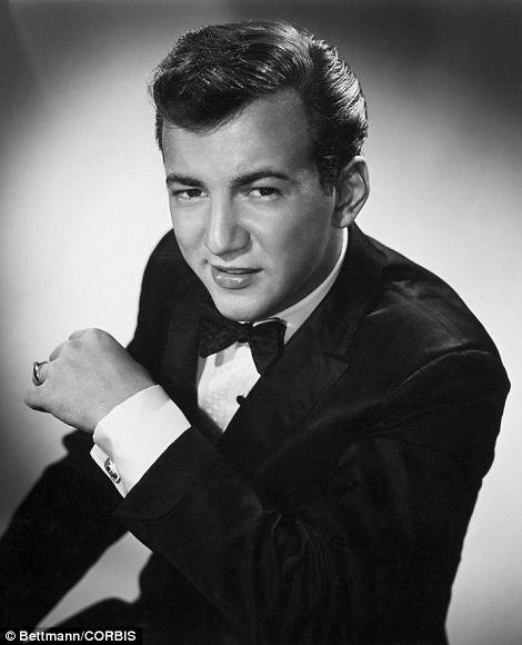 Как бы выглядели легенды рока в старости, если бы не умерли молодыми Легенды рока, певцы, в старости, Элвис Пресли, как бы выглядели,умерли молодыми