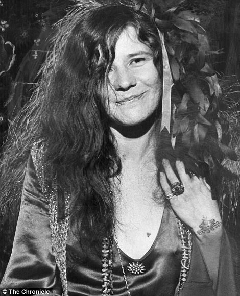 Как бы выглядели легенды рока в старости, если бы не умерли молодыми Легенды рока, певцы, в старости, Элвис Пресли, как бы выглядели,умерли молодыми